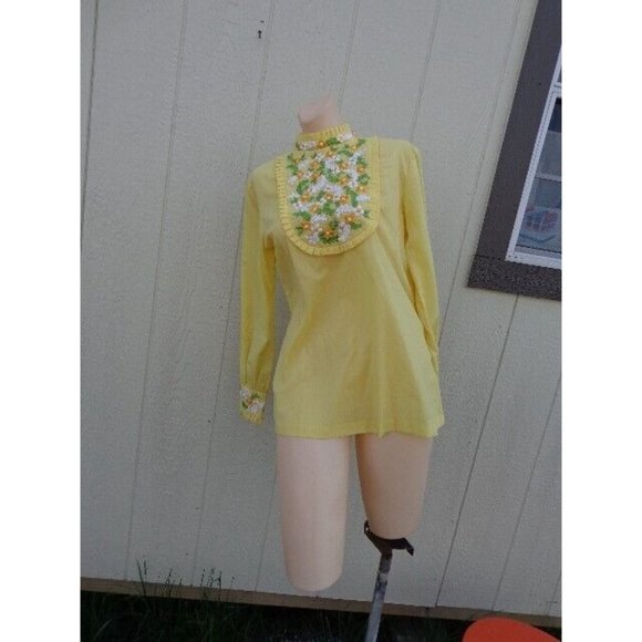 NOS Vtg 1970's Yellow Embroidered High Collar Blouse Pima Cotton Daisies - Picture 6 of 12